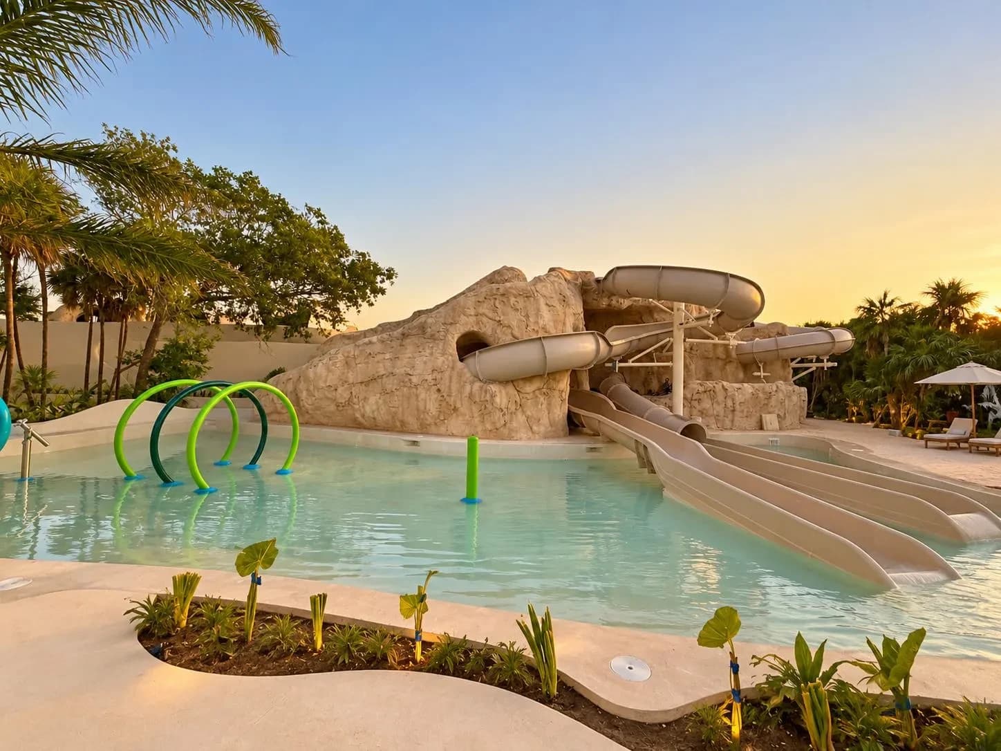 Casa Nizuc pools and beach 1